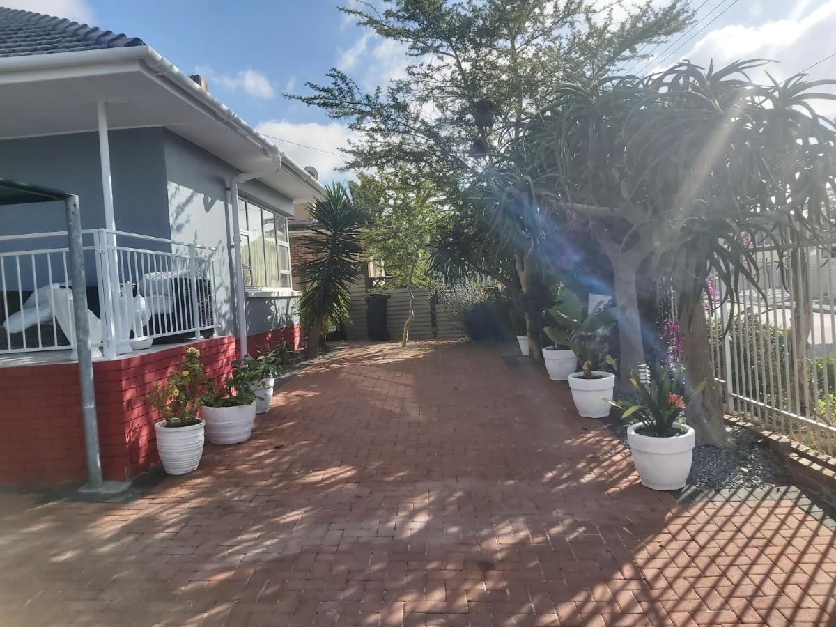 Izuba Lodge Cape Town Luaran gambar